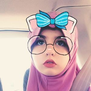 Meet your Posher, Fatima